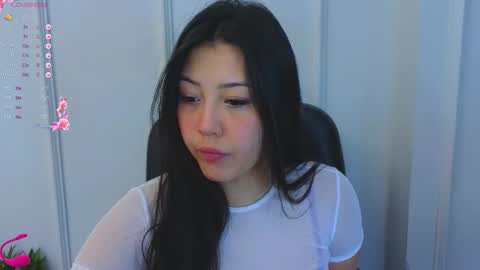 Snapshot of kuro_ren chatting on November 10, 2025, 1:54 pm Ren online show from November 10, 2025, 1:54 pm