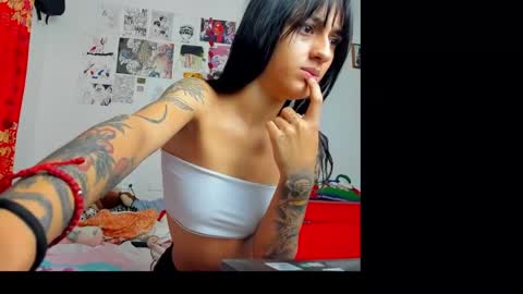 Snapshot of kuromi_less chatting on December 16, 2024, 1:21 am Kuromi Less online show from December 16, 2024, 1:21 am