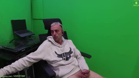 kuruptxxx online show from February 13, 2025, 8:45 pm