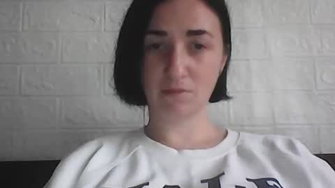 Snapshot of kusia032132 chatting on October 23, 2025, 6:23 am kusia032132 online show from October 23, 2025, 6:23 am