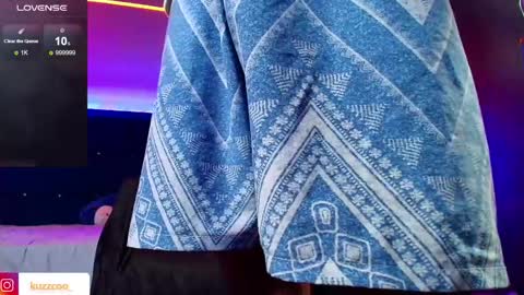 kuzzcoo online show from February 5, 2025, 11:12 am