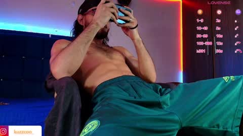 Snapshot of kuzzcoo chatting on April 10, 2026, 1:49 pm kuzzcoo online show from April 10, 2026, 1:49 pm