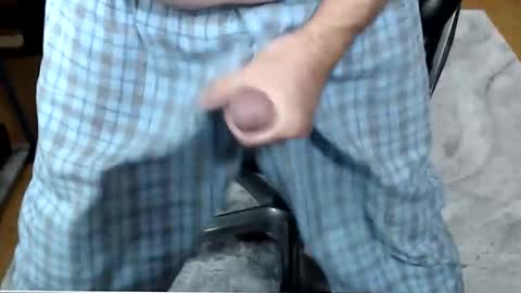 kwib34 online show from December 4, 2025, 8:01 am