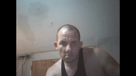 Snapshot of kyesr35 chatting on February 21, 2026, 9:49 pm kyesr35 online show from February 21, 2026, 9:49 pm