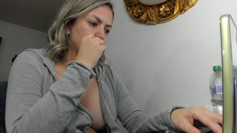 kyhara online show from January 12, 2025, 6:39 am