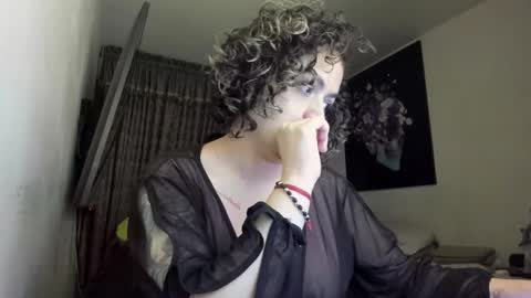 kyhara online show from March 18, 2026, 11:19 pm