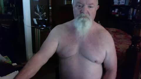 Snapshot of kyhgihntight chatting on May 19, 2026, 8:26 pm Nick Nude Celt KYHighNTight online show from May 19, 2026, 8:26 pm