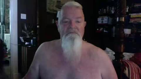 Snapshot of kyhgihntight chatting on May 27, 2026, 6:27 pm Nick Nude Celt KYHighNTight online show from May 27, 2026, 6:27 pm