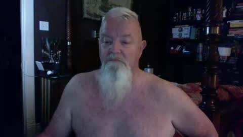 Snapshot of kyhgihntight chatting on May 29, 2026, 12:14 pm Nick Nude Celt KYHighNTight online show from May 29, 2026, 12:14 pm