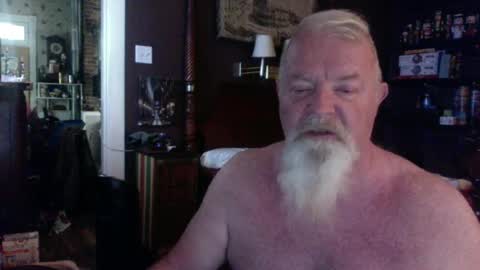 Snapshot of kyhgihntight chatting on July 15, 2026, 6:02 pm Nick Nude Celt KYHighNTight online show from July 15, 2026, 6:02 pm