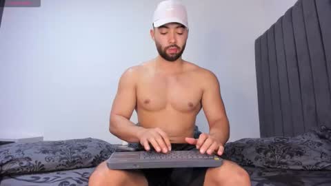 Kyle collinz online show from October 5, 2025, 8:51 pm