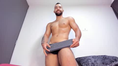 Kyle collinz online show from January 9, 2026, 8:43 pm