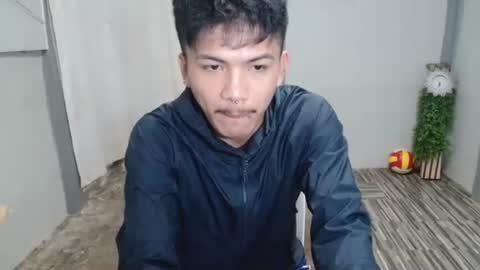 Snapshot of kyle_lourence chatting on May 29, 2026, 11:03 pm kyle_lourence online show from May 29, 2026, 11:03 pm