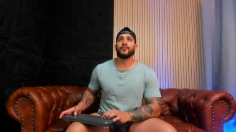 kylenorth_ online show from May 28, 2026, 5:10 pm