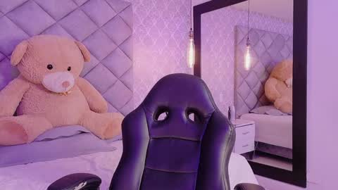 kyle online show from November 18, 2025, 3:01 am