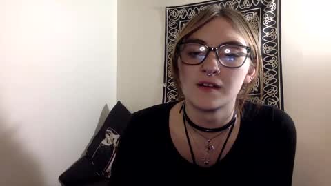 Snapshot of kylianna chatting on October 11, 2025, 11:14 pm Kylianna online show from October 11, 2025, 11:14 pm