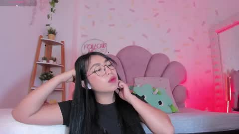 Kylie online show from July 26, 2026, 2:53 am