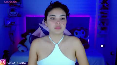 k ylie online show from February 4, 2025, 9:10 pm