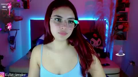 k ylie online show from September 24, 2025, 9:40 pm