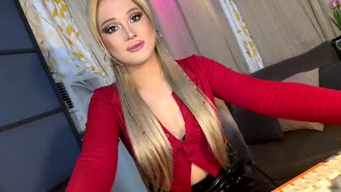 Snapshot of kylie_iyutera chatting on July 1, 2026, 9:22 am kylie online show from July 1, 2026, 9:22 am