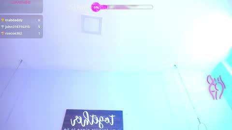 kylie_ls online show from March 4, 2025, 6:37 am