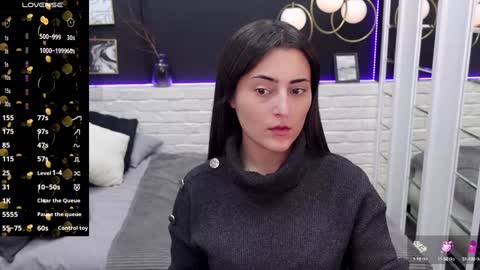 Kylie online show from January 28, 2025, 1:27 pm