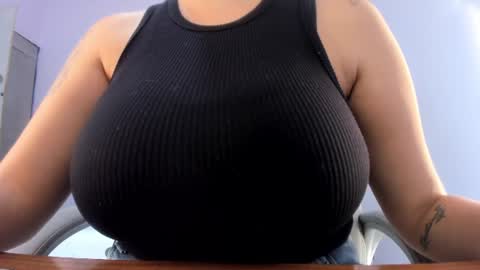 Kylie Reyes  online show from June 10, 2026, 8:19 pm