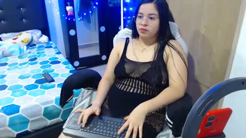 Snapshot of kylie_switch chatting on December 14, 2024, 1:06 am Instagram Kylie switch followme buy lovense here online show from December 14, 2024, 1:06 am