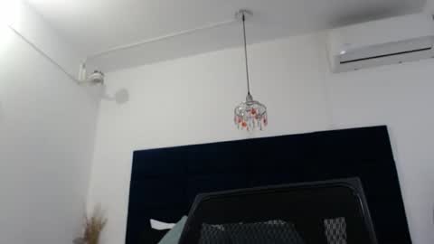 Melissa online show from October 16, 2025, 10:27 am