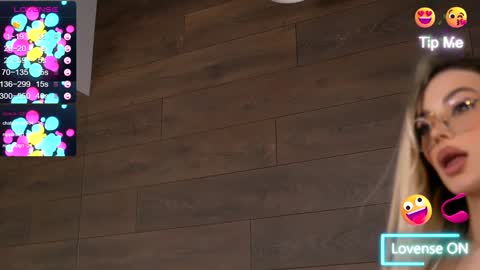 Kylie online show from January 5, 2025, 12:31 am