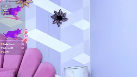 Kylie jl online show from February 26, 2025, 6:43 pm