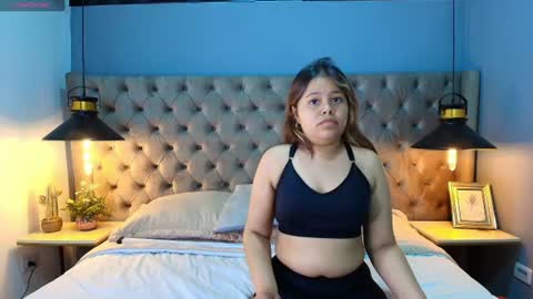 kyliesweett online show from July 17, 2026, 2:24 pm