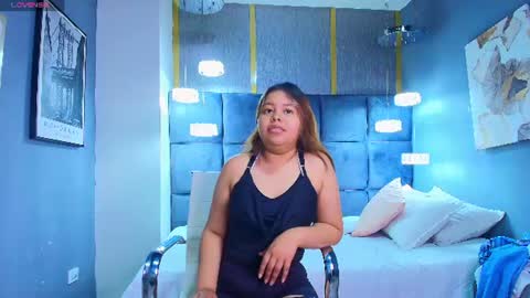 kyliesweett online show from July 18, 2026, 1:04 pm