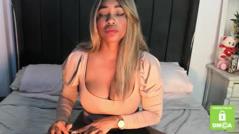 kylie white boobs online show from February 17, 2026, 9:32 pm