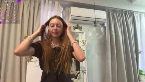 Snapshot of kymberlyrosenlof chatting on July 8, 2026, 2:16 am Selena online show from July 8, 2026, 2:16 am