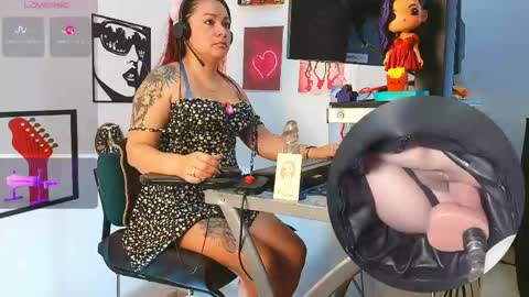 kyobiker223 online show from May 18, 2026, 3:18 pm