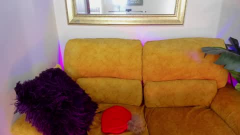 Snapshot of kyomi_chang chatting on May 6, 2026, 1:05 pm Kyomi online show from May 6, 2026, 1:05 pm