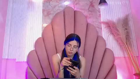 kyomi_hunt online show from June 28, 2026, 5:02 am