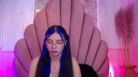 kyomi_hunt online show from July 20, 2026, 4:27 am