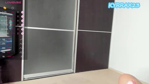 Kyrra X Zio online show from February 28, 2025, 11:47 am