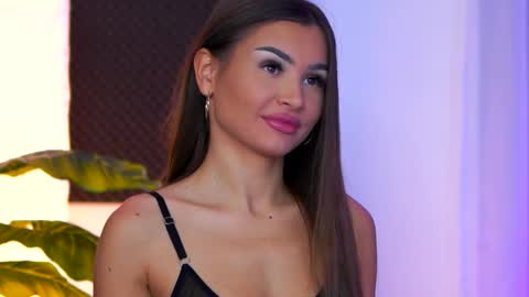 Snapshot of kyssaraplay chatting on October 9, 2025, 8:07 pm Kyssa online show from October 9, 2025, 8:07 pm