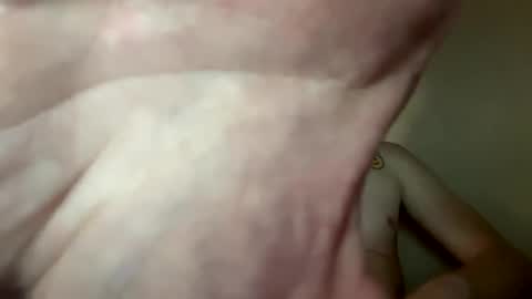 l0ngr3dc0ck online show from December 28, 2024, 9:52 am