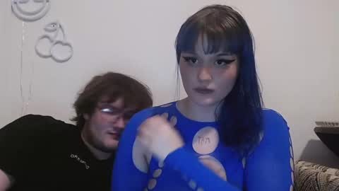 Lily online show from October 8, 2025, 4:10 am