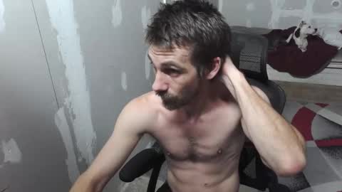 Snapshot of l1v1nth3dr3am chatting on September 28, 2025, 6:46 pm l1v1nth3dr3am online show from September 28, 2025, 6:46 pm