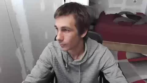 Snapshot of l1v1nth3dr3am chatting on October 14, 2025, 2:51 pm l1v1nth3dr3am online show from October 14, 2025, 2:51 pm