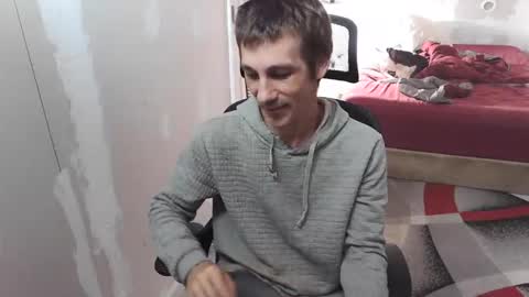 Snapshot of l1v1nth3dr3am chatting on October 15, 2025, 2:55 am l1v1nth3dr3am online show from October 15, 2025, 2:55 am