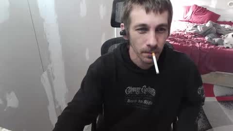 Snapshot of l1v1nth3dr3am chatting on October 22, 2025, 2:45 am l1v1nth3dr3am online show from October 22, 2025, 2:45 am