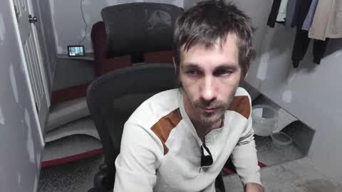 Snapshot of l1v1nth3dr3am chatting on October 27, 2025, 8:40 am l1v1nth3dr3am online show from October 27, 2025, 8:40 am