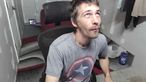 Snapshot of l1v1nth3dr3am chatting on October 27, 2025, 10:36 pm l1v1nth3dr3am online show from October 27, 2025, 10:36 pm