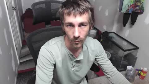 Snapshot of l1v1nth3dr3am chatting on October 31, 2025, 3:07 am l1v1nth3dr3am online show from October 31, 2025, 3:07 am